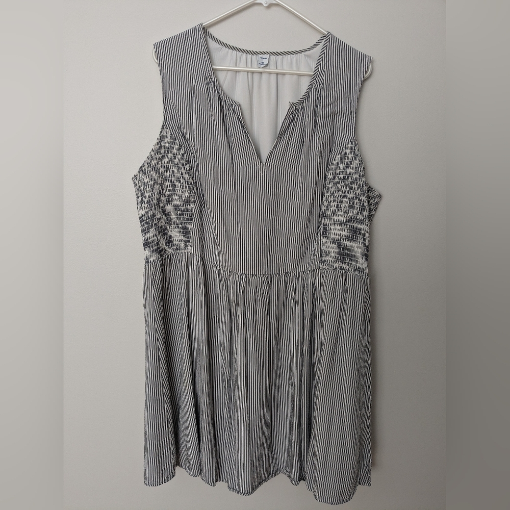 Old Navy Stripped Dress